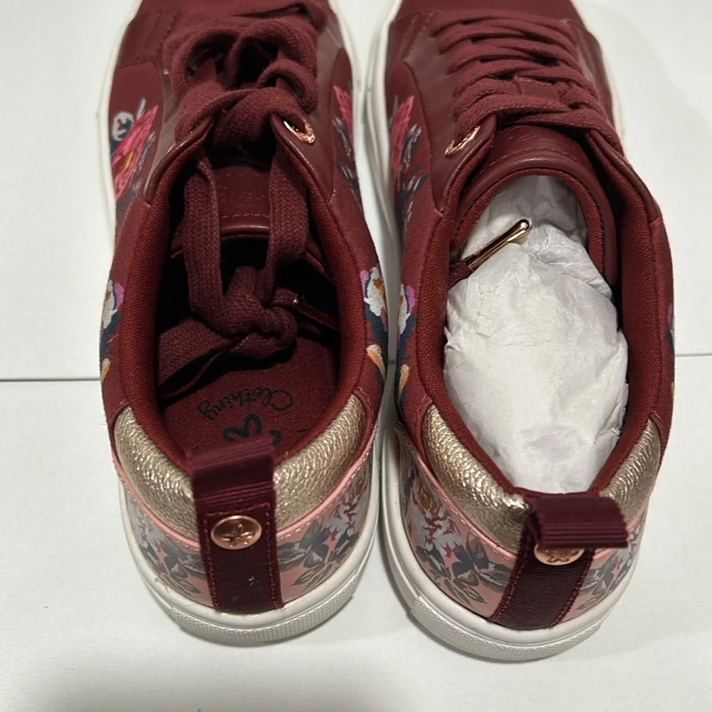 Matilda Jane clothing girls shoes flower design size 5 NWT..